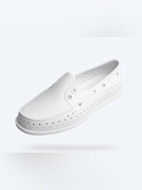 NATIVE Howard Sugarlite Slip Ons Deck Shoes - 10